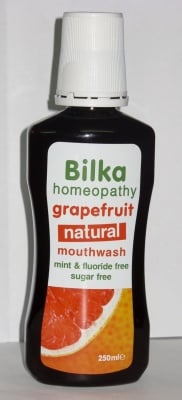 ВОДА ЗА УСТА ГРЕЙПФРУТ - намалява бактериалната флора в устната кухина - 250 мл.