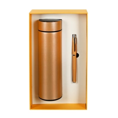 Подаръчен комплект Честит Празник с химикал и термос с LED дисплей