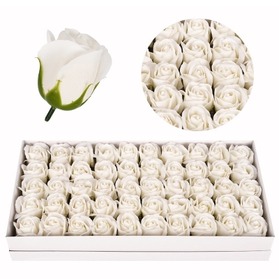 Декоративни рози от пластичен сапун