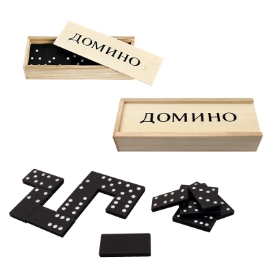 Домино в дървена кутия