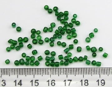 Мъниста стъклена 3мм. прозрачна зелена 1 -50 грама