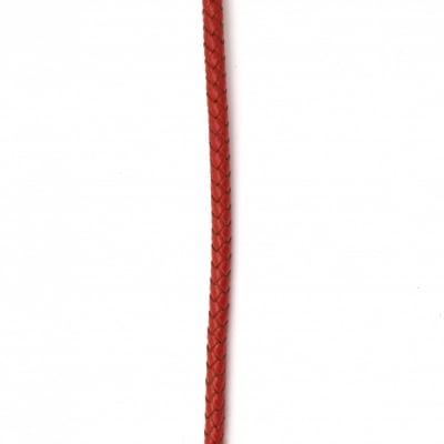 Шнур естествена кожа 6 мм объл плетен цвят червен - 1 метър