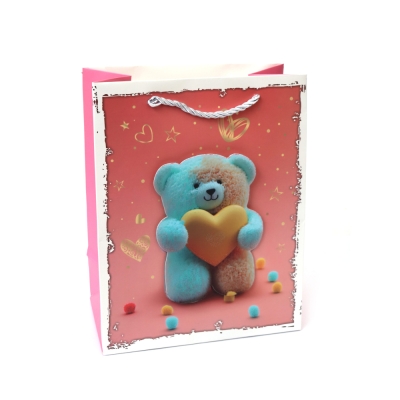 Подаръчна торбичка от картон 18x23x10 см 3D Мече с жълто сърце