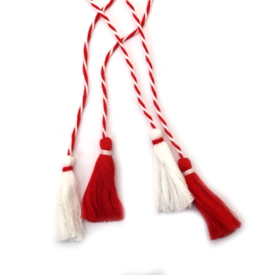 Мартеница пискюли памук 4.5 см 17 см -10 броя