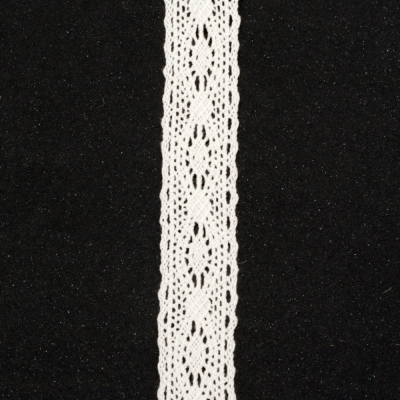 Лента дантела памук 20 мм цвят крем ~1.80 метра