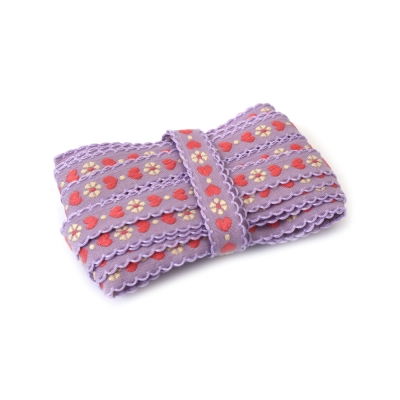 Ширит 12 мм лилав, с коралови сърца, бледожълти цветя и точки и лилав кант -5 метра