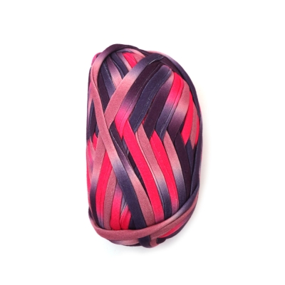 Прежда трикотажна лента 100 % полиестер цвят меланж розов, лилав -100 грама 