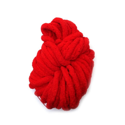 Прежда шенилна 100 % полиестер 20 мм дебелина цвят червен ~240 грама  -25 метра