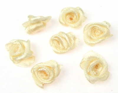 Роза 11 мм крем -50 броя