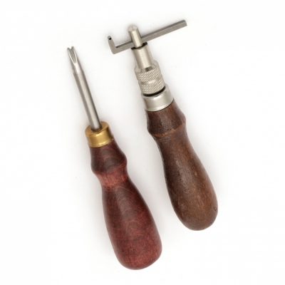 Комплект професионални занаятчийски инструменти за обработване на кожа 7 броя
