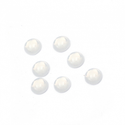 Камък акрил за лепене 6 мм прозрачен млечно бял -50 броя