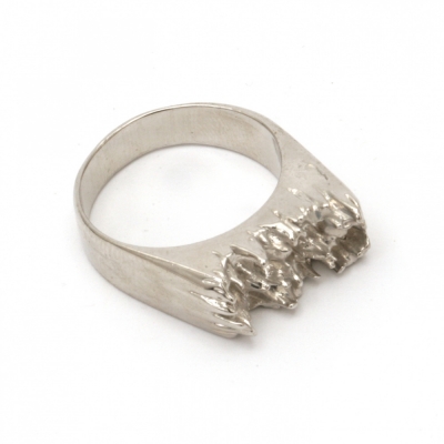 Метална основа за пръстен 16 мм за вграждане в епоксидна смола цвят сребро