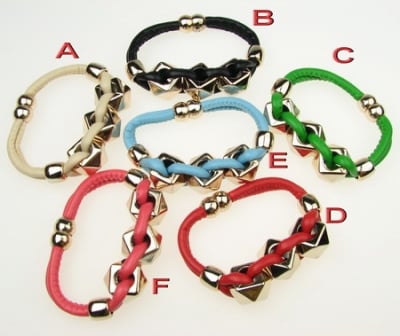 Гривна кожа пластмаса магнитна закопчалка