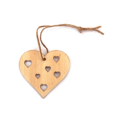 Дървена висулка за декорация сърце със сърца 50x55x2 мм с въже