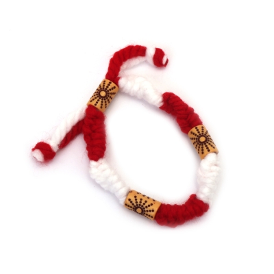 Ръчно плетени Мартеници Гривни с мъниста 10 броя