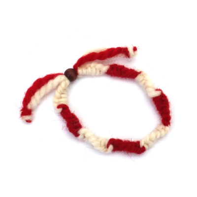 Ръчно плетени Мартеници Гривни 10 броя