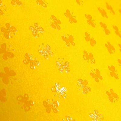 Фото картон с орнаментен лак, 220 g/m2, 47 x 69 cm, 1л, жълт/ пеперуди