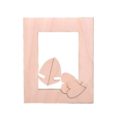 Деко фигурка рамка със сърце, дърво, 115 mm