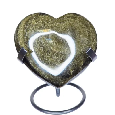 Голямо Сърце от Иризиращ Сребърен Обсидиан