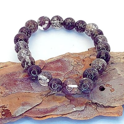 Гривни Турмалин в Кварц 