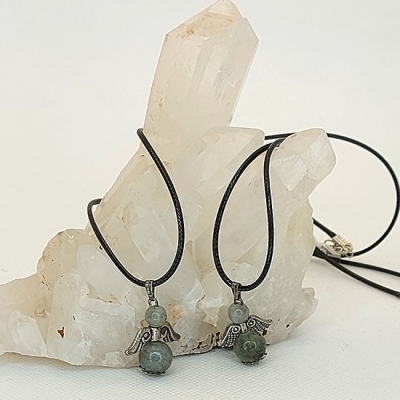 Висулки и Медальони - Ангелче от Лабрадорит, Спектролит