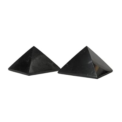 Пирамиди от Шунгит