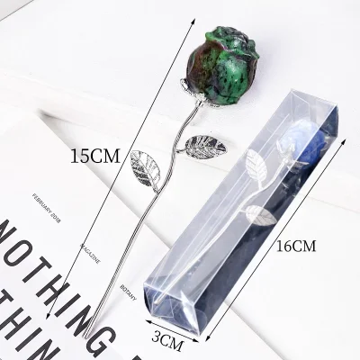 Роза от Рубин с Цоизит с Посребрен Ствол и Листа