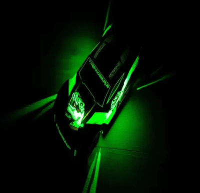 Спортна кола 1:16 "Динозавър" с РК и светлини /на батерии/