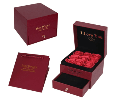 Подаръчна кутия за бижута с 9 сапунени рози и подаръчна торбичка