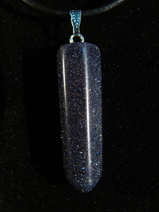 Медальон - Слънчев камък | NewAge.bg