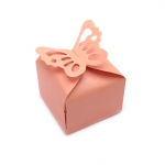 Кутия картонена сгъваема за подарък с пеперуда 6x6x5.5 см цвят перлено розов