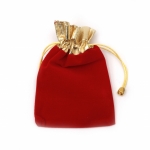 Торбичка за бижута 12x16 см кадифе червено със злато