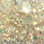 Камъчета за декорация на маникюр 0.5x5 мм цвят прозрачен дъга