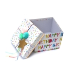 Подаръчна кутия 15x15x11.5 см с декорация и надпис Happy Birthday