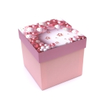 Подаръчна кутия 13x13x12.8 см цвят розов