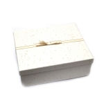 Кутия за подарък 33x27x12 см цвят бял