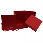Кутия за подарък 18.1x18.1x21.6 см цвят червен
