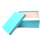 Кутия за подарък 27x19.5x11.5 см цвят светло син