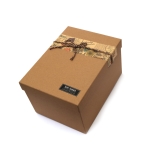 Кутия за подарък крафт 26x19x15 см с винтидж декорация