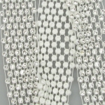 Пластмасова лента 30 мм бяла с кристал стъкло прозрачен 3 мм -1 метър