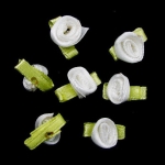 Роза с листенце светло 8 мм бяла -50 броя