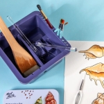 Органайзер за четки Mont Marte Plastic Brush Washer Twin Compartment Square