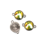 Свързващ елемент тип кабошон метал цвят сребро и стъкло 20x14x5 мм дупка 1.5 мм кокиче -5 броя