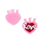 Сърце от филц с надпис "Love" 50x55x6 мм цвят розов червен и бял -10 броя