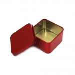 Кутия метална квадрат 65x65x38 мм цвят червен