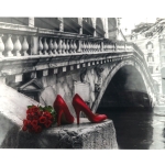 Диамантен гоблен 30x40 см кръгли диаманти пълно облепяне с рамка - Сюрреалистична любов GLD60441