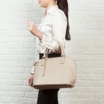 Дамска елегантна чанта в бежов цвят - ROSSI