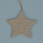 Декоративна висулка от папие маше, звезда с орнаменти, 8 x 8 x 0,3 cm