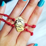 Baby Feet Гривна с буква или име за бебе (златиста)