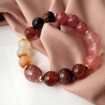 Гривна от естествени камъни Ruby